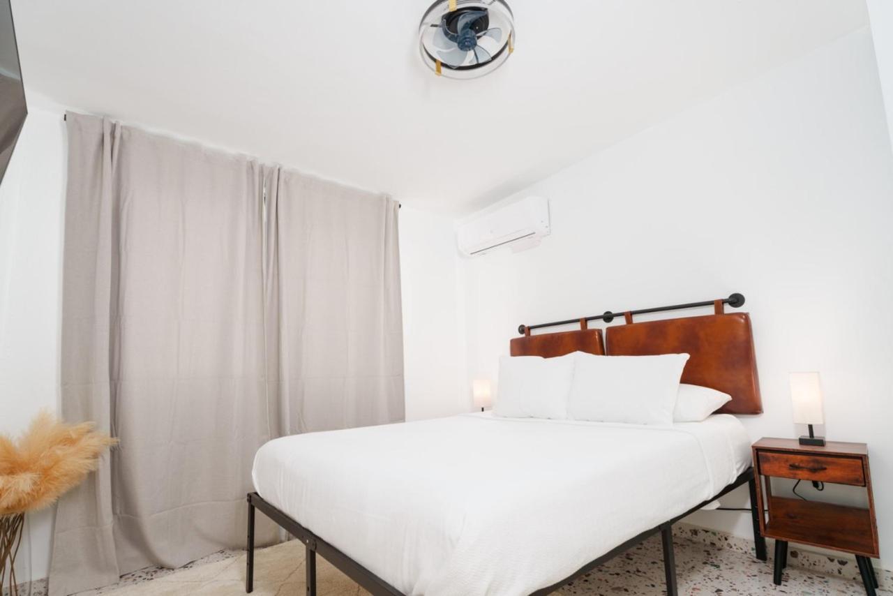 Garden Of Eden Hotel Brenas Phòng bức ảnh